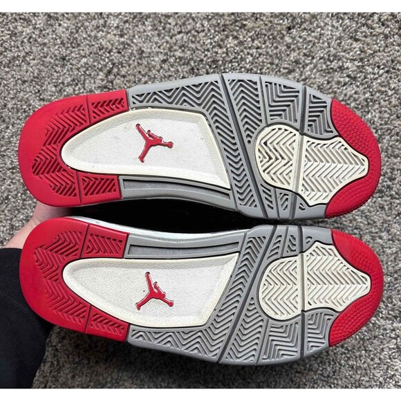 Nike Air Jordan 4 Retro Bred 2019 Size 6.5 Youth (Size 8 Women's) - Picture 5 of 8